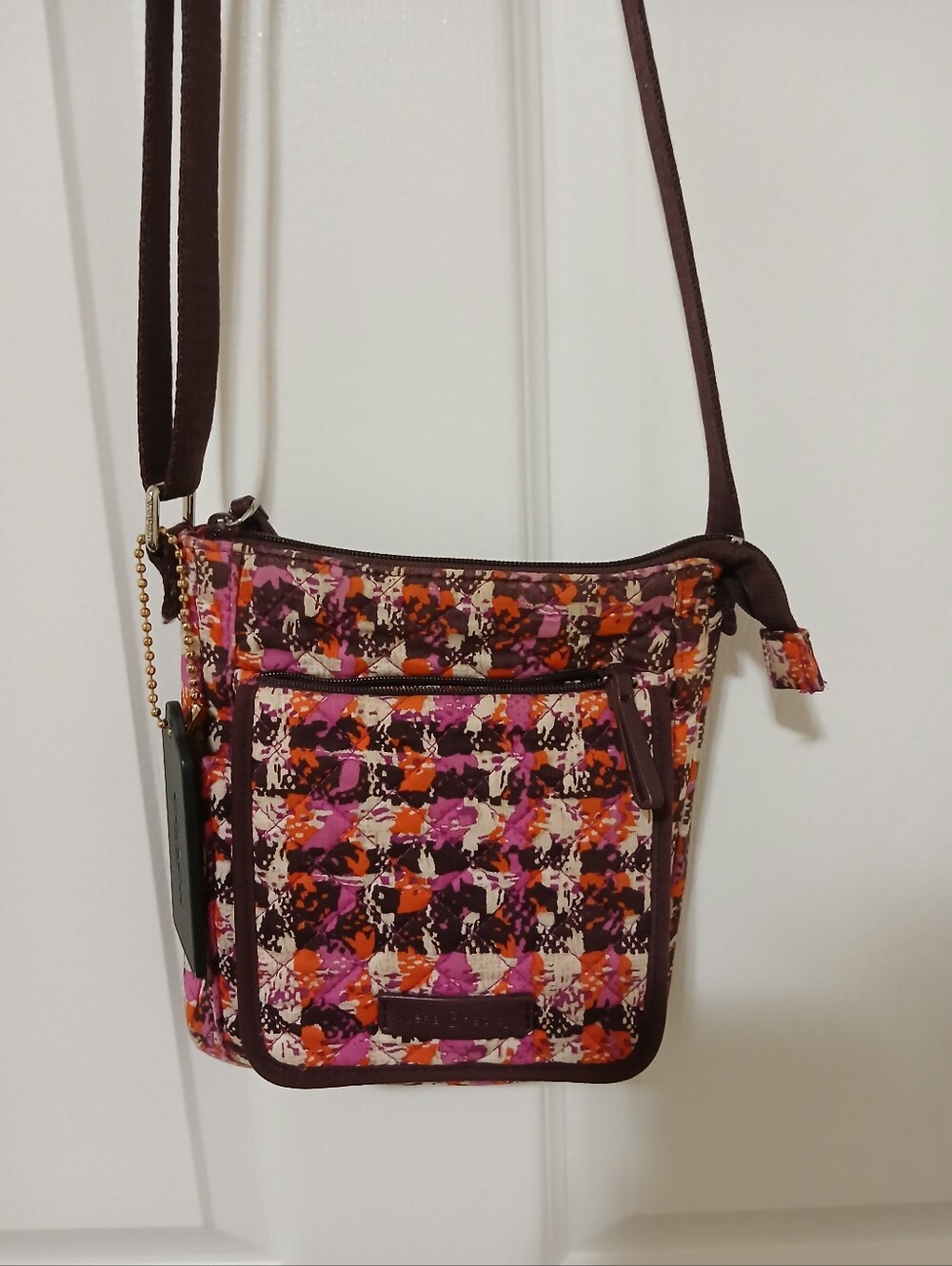 Vera BRADLEY Crossbody Shoulder Bag in Multi Color Print
